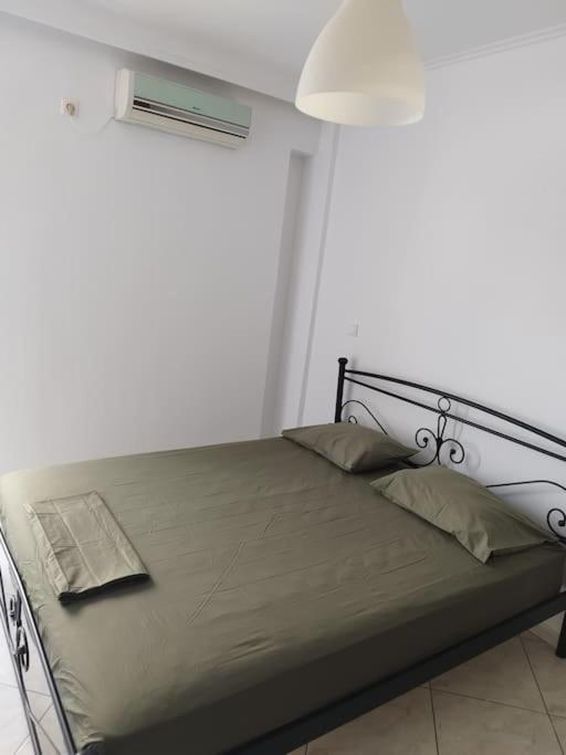 Small Apartment In The Heart Of Piraeus! Notara 43 Pireu Exterior foto